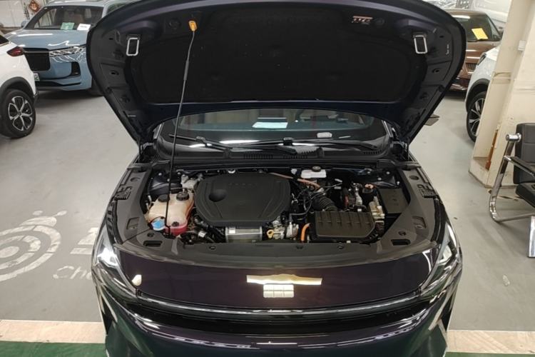 Used Geely Galaxy L6 2023 125km Starship Engine Bay