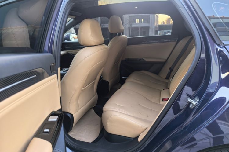 Used Geely Galaxy L6 2023 125km Starship Exterior 4