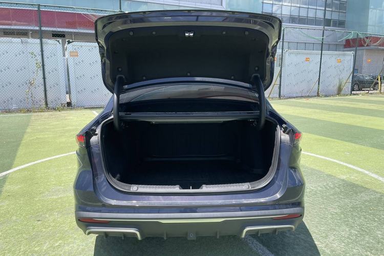 Used Geely Galaxy L6 2023 125km Starship Exterior 9