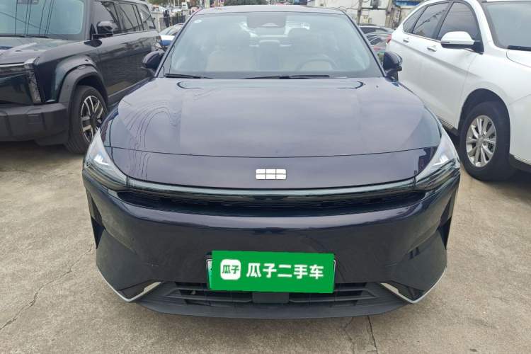 Used Geely Galaxy L6 2023 125km Starship Front