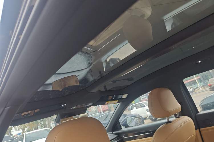 Used Geely Galaxy L6 2023 125km Starship Headliner