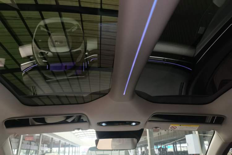 Used Geely Galaxy L6 2023 125km Starship Headliner