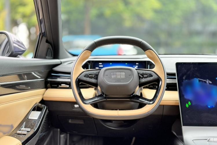 Used Geely Galaxy L6 2023 125km Starship Interior 3