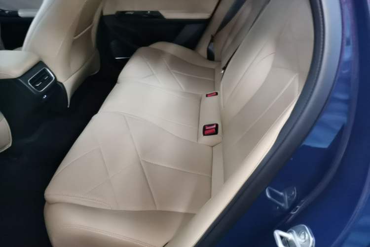 Used Geely Galaxy L6 2023 125km MAX Left Rear Seat