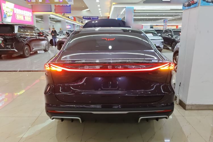 Used Geely Galaxy L6 2023 125km Starship Rear
