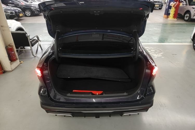 Used Geely Galaxy L6 2023 125km Starship Trunk