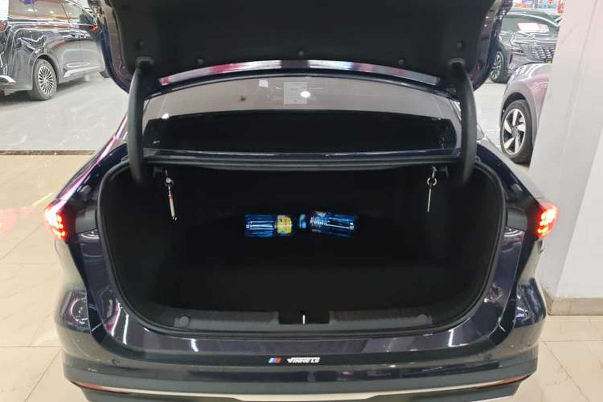 Used Geely Galaxy L6 2023 125km Starship Trunk
