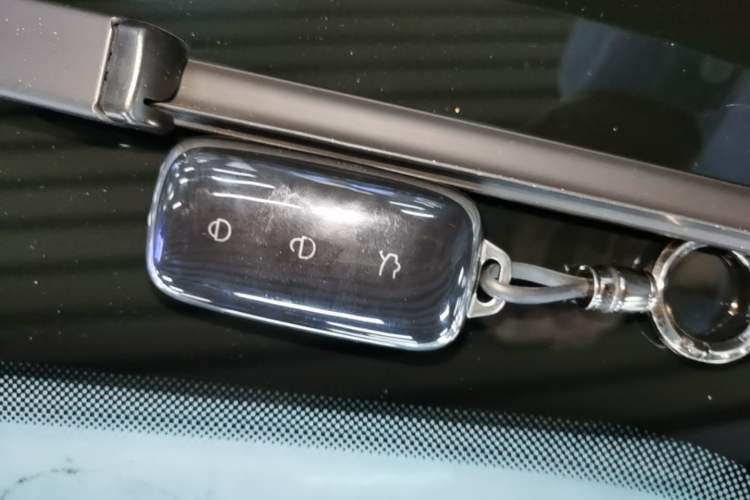 Used Geely Galaxy L6 2023 125km MAX Vehicle Key
