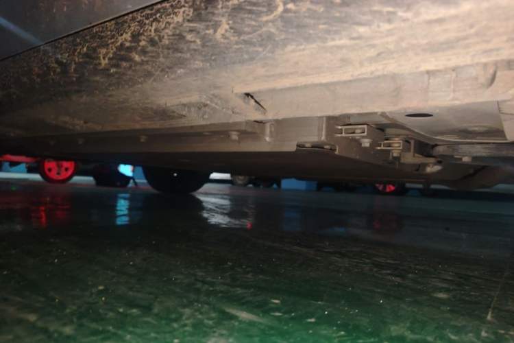 Used Geely Galaxy L6 2023 125km Starship Chassis Front Right