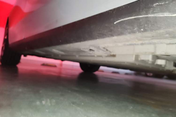 Used Geely Galaxy L6 2023 125km Starship Chassis Front Right