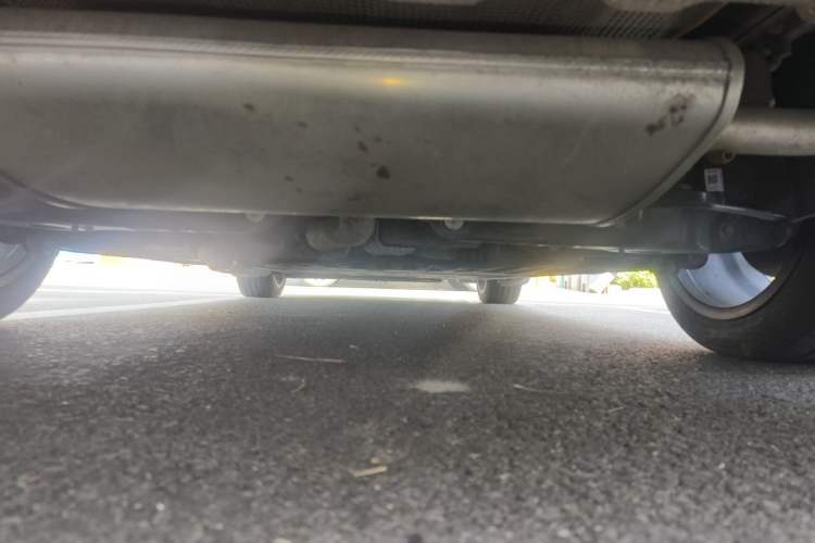 Used Geely Galaxy L6 2023 125km Starship Chassis Front