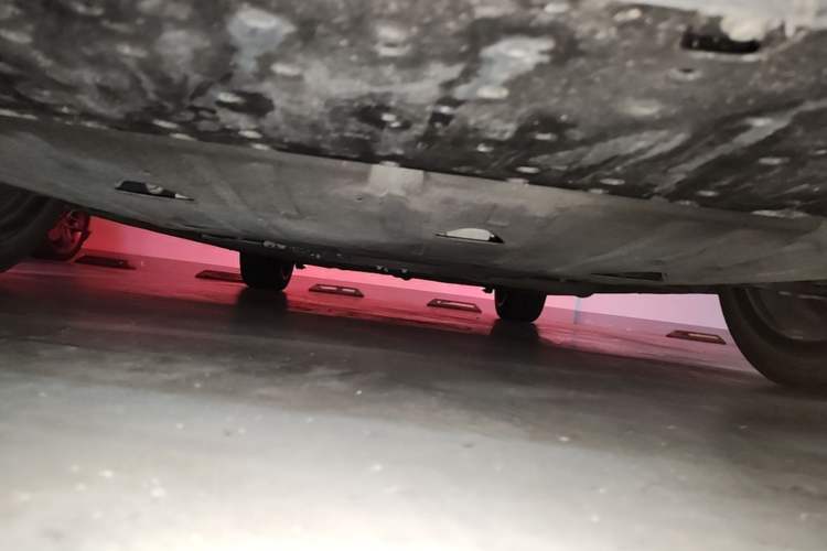 Used Geely Galaxy L6 2023 125km Starship Chassis Front