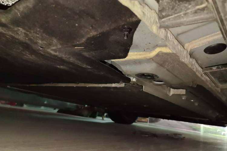 Used Geely Galaxy L6 2023 125km Starship Chassis Rear Right