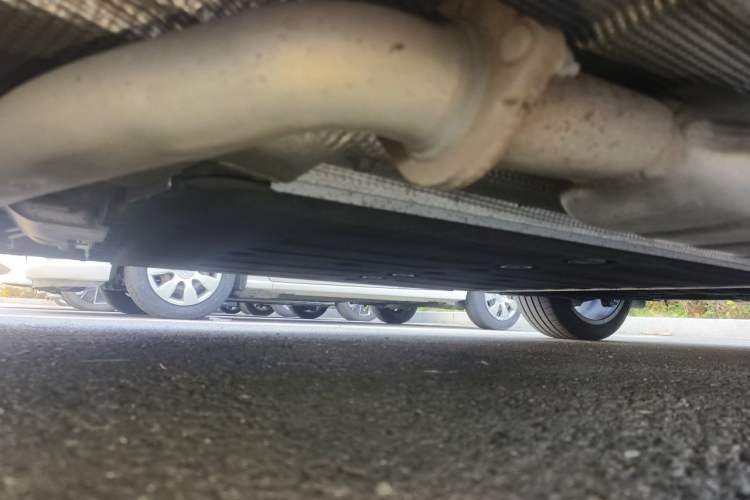 Used Geely Galaxy L6 2023 125km Starship Chassis Rear Right