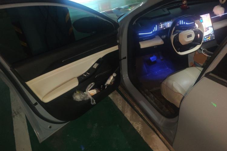 Used Geely Galaxy L6 2023 125km Starship Driver Seat