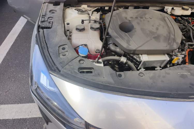 Used Geely Galaxy L6 2023 125km Starship Engine Bay Right