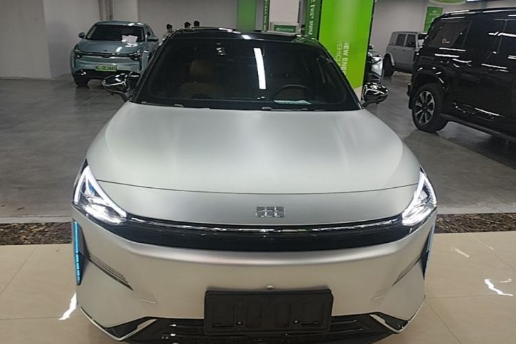 Used Geely Galaxy L6 2023 60km AIR Front