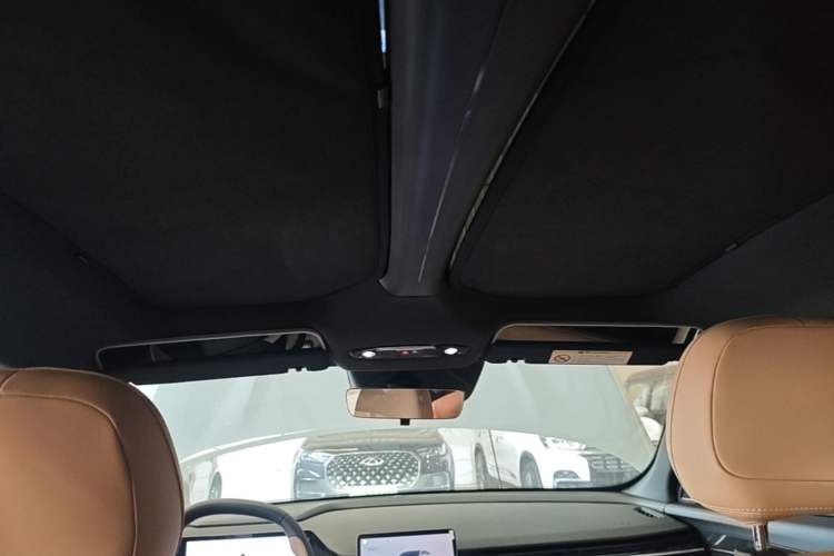 Used Geely Galaxy L6 2023 125km MAX Headliner