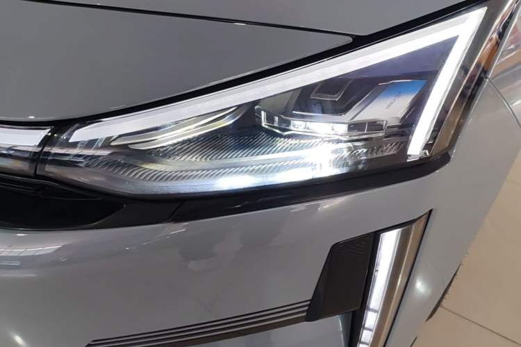 Used Geely Galaxy L6 2023 125km Starship Left Front Headlight