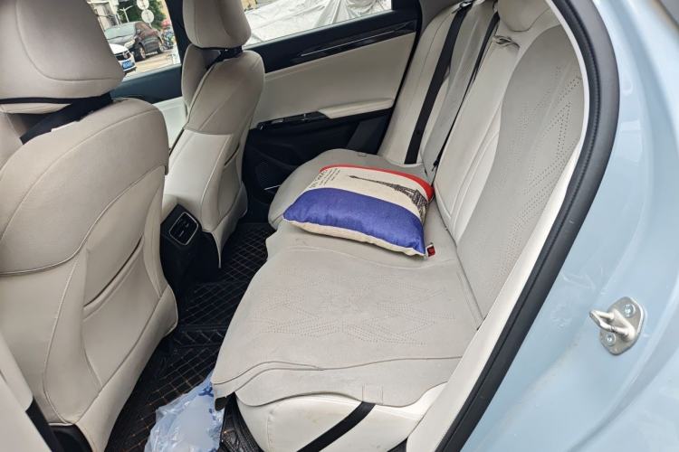 Used Geely Galaxy L6 2023 125km MAX Left Rear Seat
