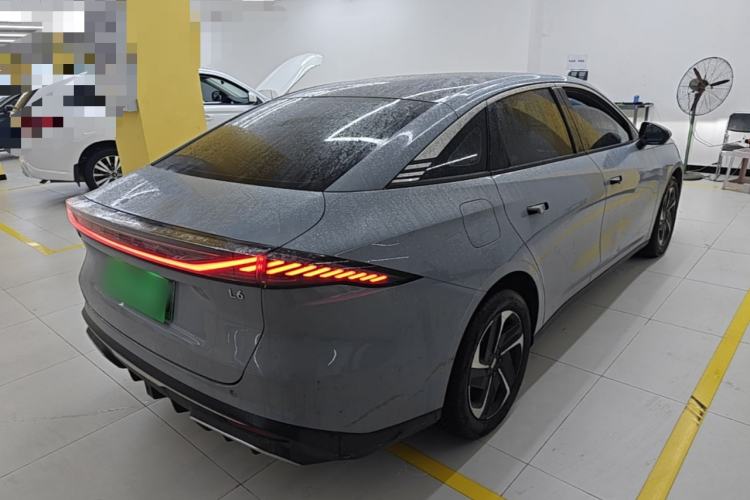 Used Geely Galaxy L6 2023 125km MAX Rear Right 45 Deg