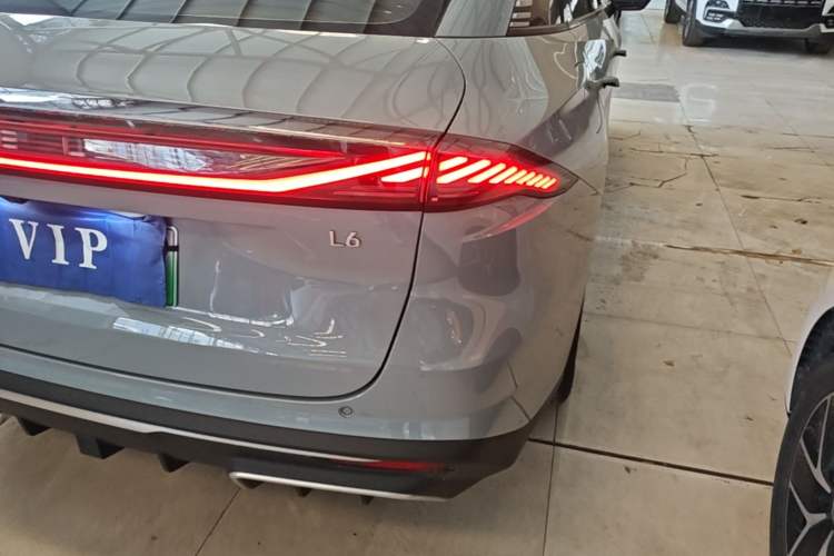 Used Geely Galaxy L6 2023 125km MAX Right Rear Taillight