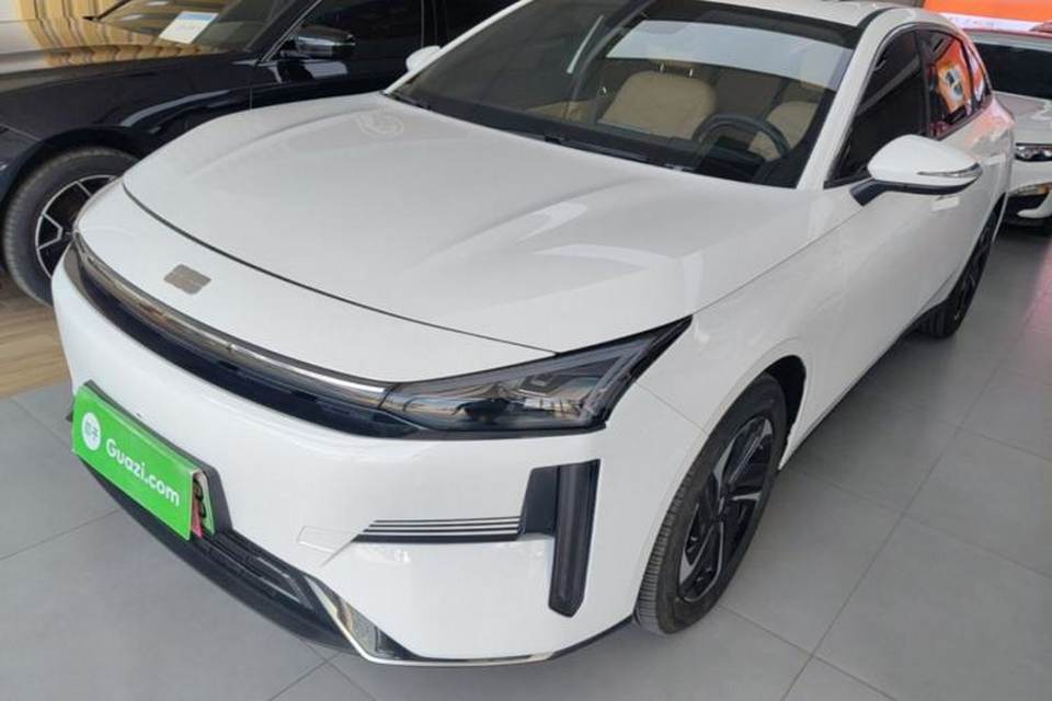 Geely Galaxy L6 2023