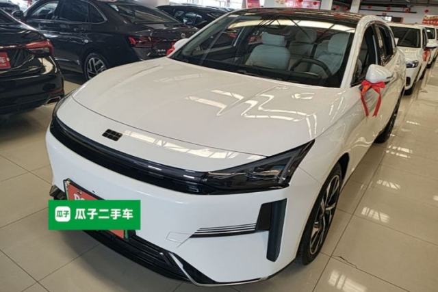 Used Geely Galaxy L6 2023 125km Starship