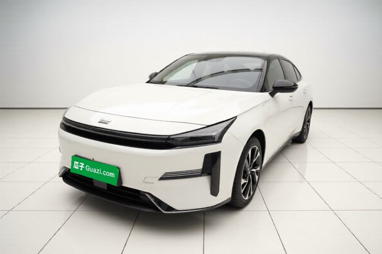 Geely Galaxy L6 2023 125km Starship