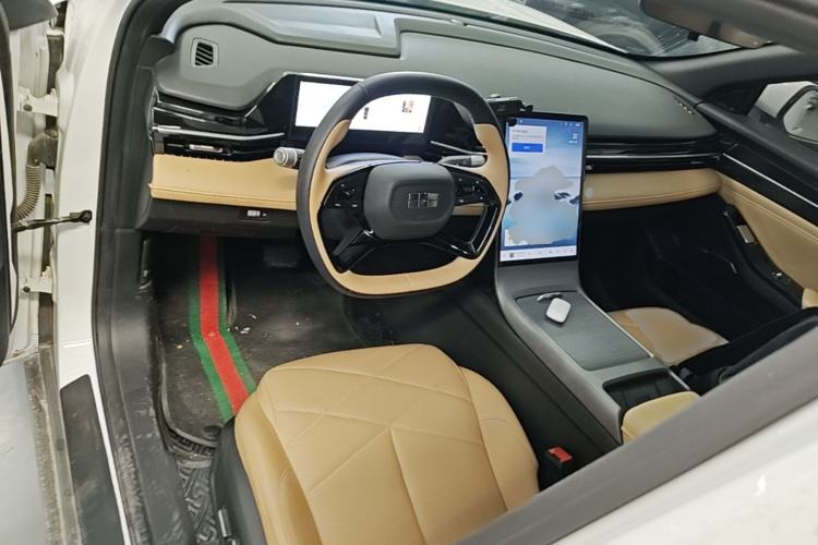 Used Geely Galaxy L6 2023 125km MAX Center Console