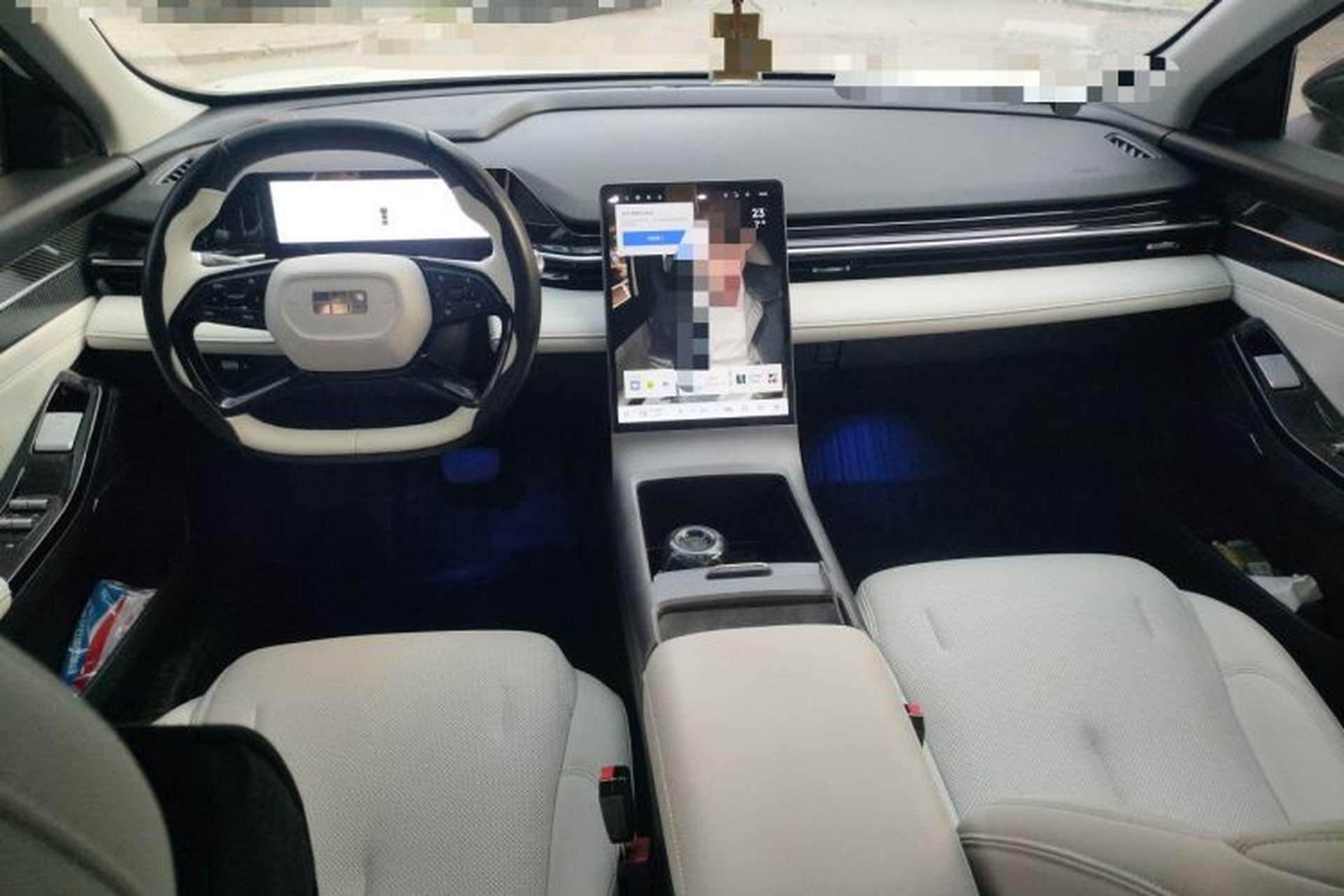 Used Geely Galaxy L6 2023 125km Starship Center Console