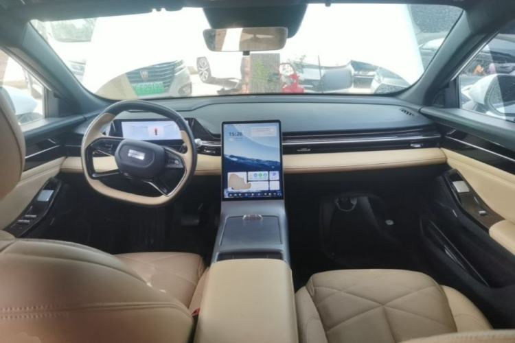 Used Geely Galaxy L6 2023 60km PLUS Center Console