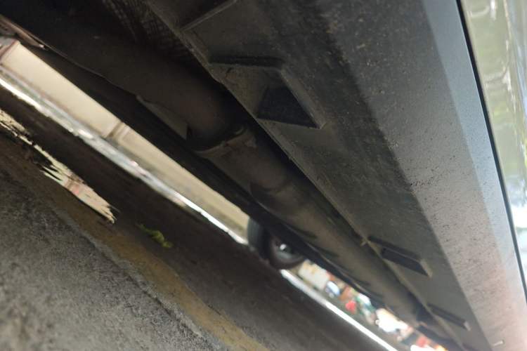 Used Geely Galaxy L6 2023 125km Starship Chassis Front Left