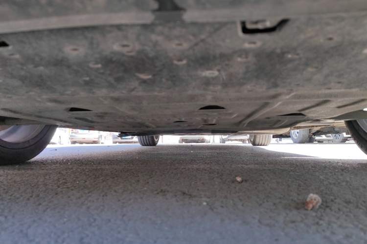 Used Geely Galaxy L6 2023 125km Starship Chassis Front