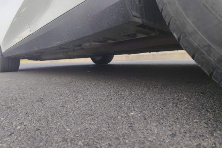 Used Geely Galaxy L6 2023 125km Starship Chassis Rear Left