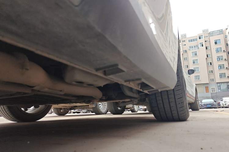 Used Geely Galaxy L6 2023 125km Starship Chassis Rear Left