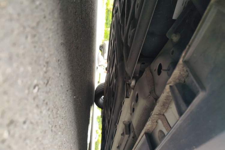 Used Geely Galaxy L6 2023 125km Starship Chassis Rear Right