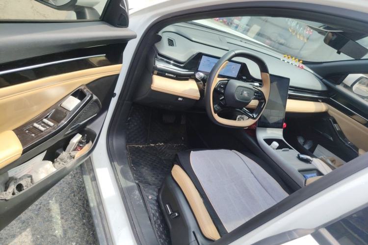 Used Geely Galaxy L6 2023 125km PLUS Driver Seat