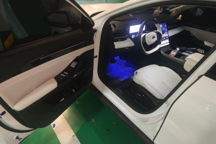 Used Geely Galaxy L6 2023 125km Starship Driver Seat