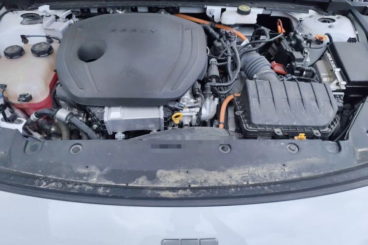 Used Geely Galaxy L6 2023 125km Starship Engine Bay