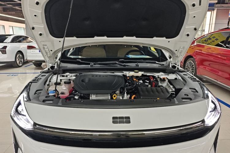 Used Geely Galaxy L6 2023 125km PLUS Engine Bay