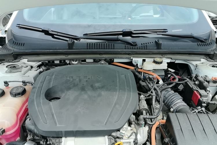 Used Geely Galaxy L6 2023 125km Starship Engine Bay