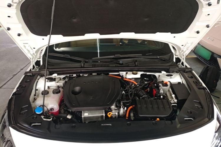 Used Geely Galaxy L6 2023 125km Starship Engine Bay