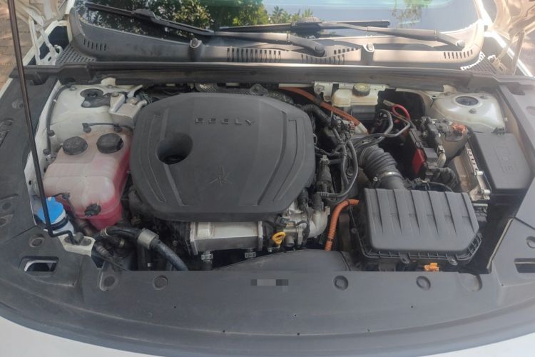 Used Geely Galaxy L6 2023 125km MAX Engine Bay