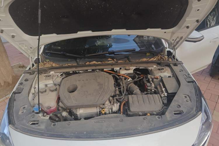Used Geely Galaxy L6 2023 125km MAX Engine Bay