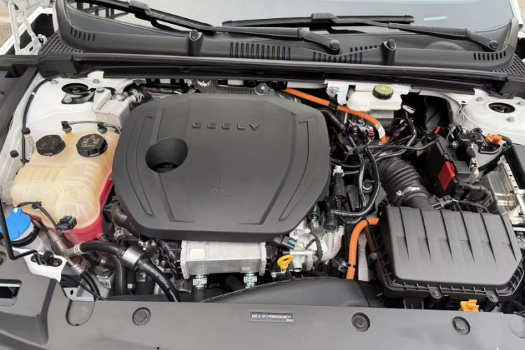 Used Geely Galaxy L6 2023 60km PLUS Engine Bay