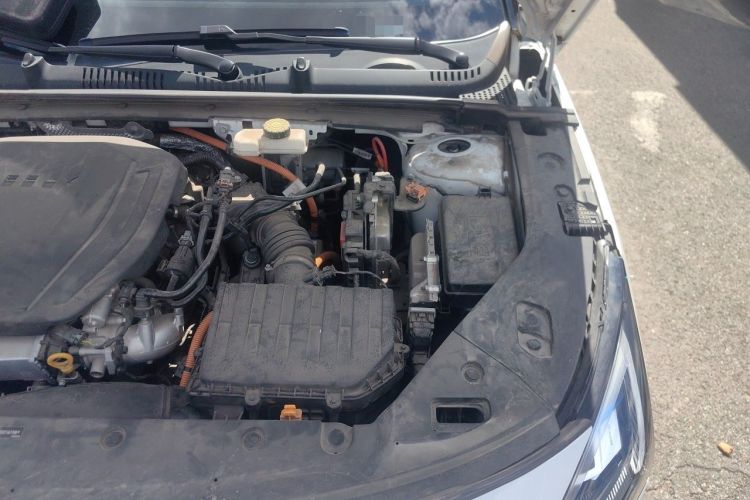Used Geely Galaxy L6 2023 125km PLUS Engine Bay Left