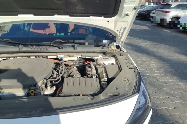 Used Geely Galaxy L6 2023 125km MAX Engine Bay Left