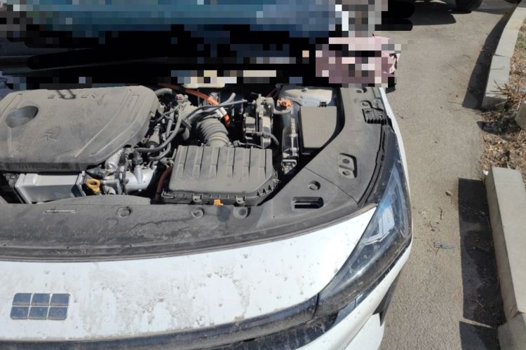 Used Geely Galaxy L6 2023 125km Starship Engine Bay Left