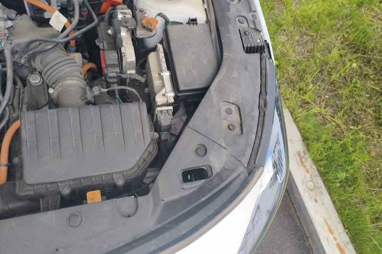 Used Geely Galaxy L6 2023 60km PLUS Engine Bay Left